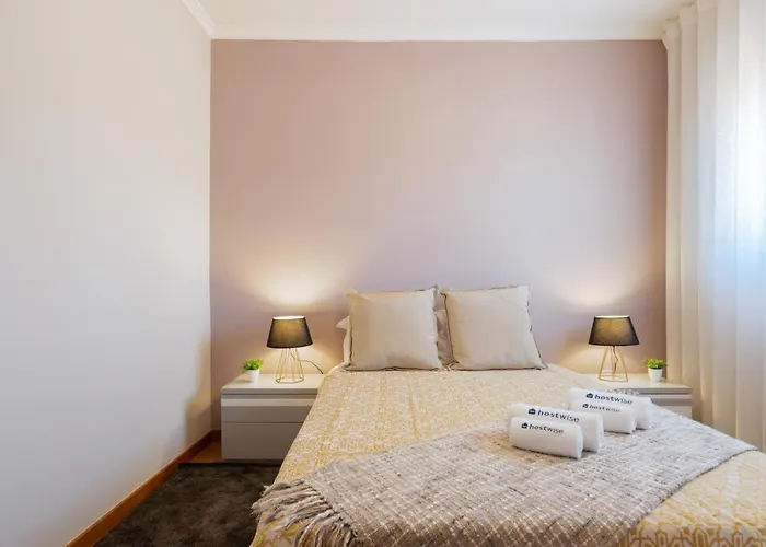 Semesterbostad Host Wise - Lovely & Cozy House - Prime Location Vila Nova de Gaia